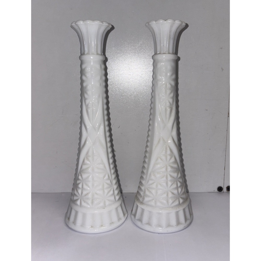 Lot of 2 Vintage ANCHOR HOCKING‎ Milk Glass Flower Bud Vase Stars & Bars 9" Tall